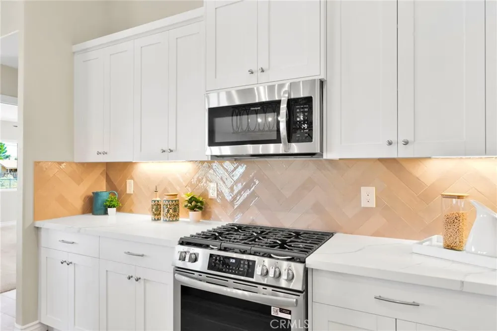 21960 Ramona Apple Valley, CA 92307