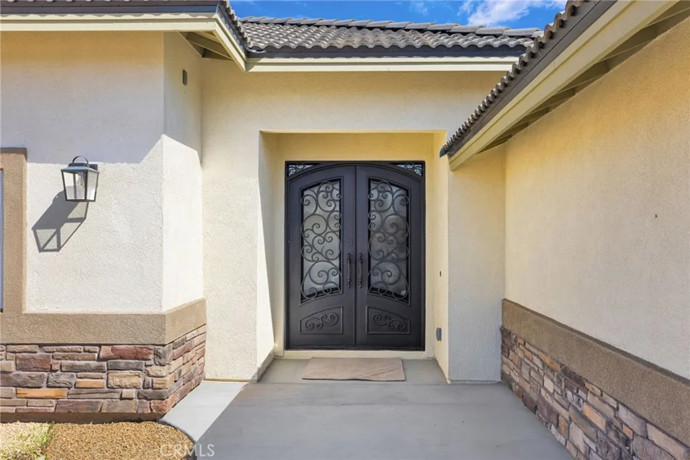 21960 Ramona Apple Valley, CA 92307