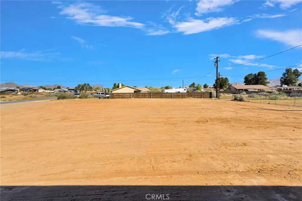 21960 Ramona Apple Valley, CA 92307