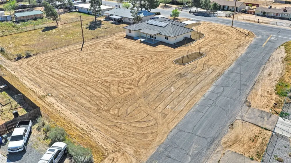21960 Ramona Apple Valley, CA 92307