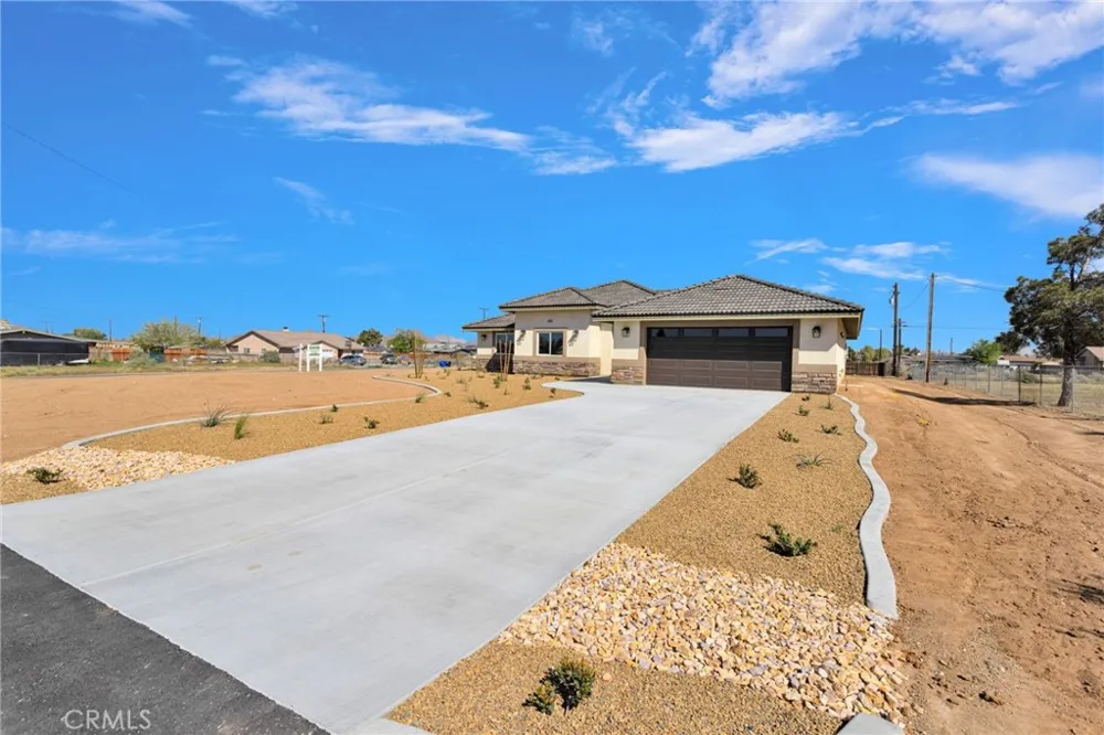21960 Ramona Apple Valley, CA 92307