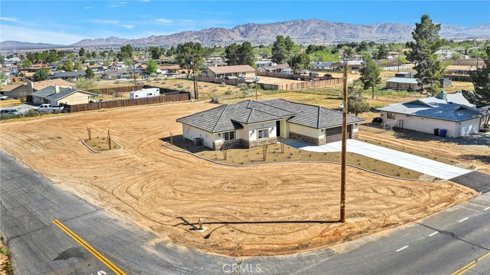 21960 Ramona Apple Valley, CA 92307