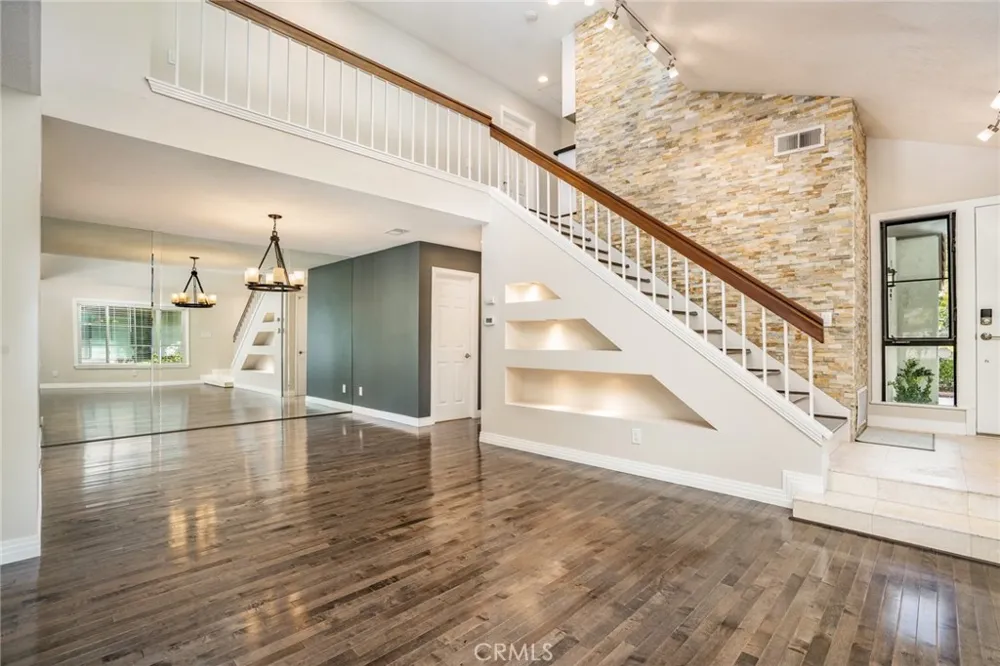 8537 Courreges Court Fountain Valley, CA 92708