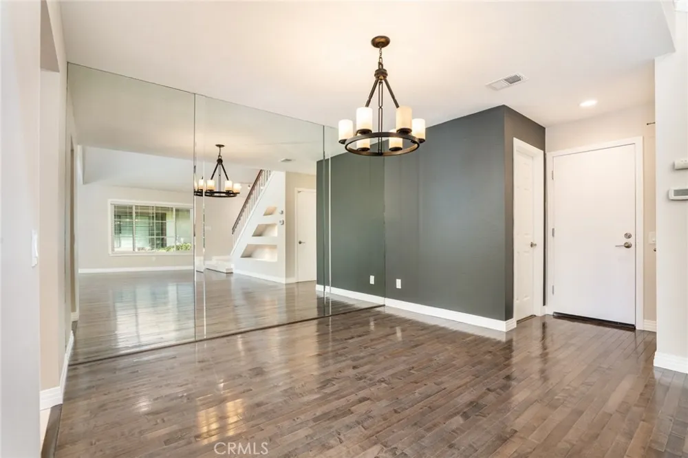 8537 Courreges Court Fountain Valley, CA 92708