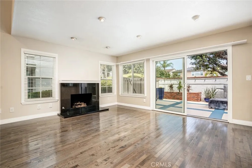 8537 Courreges Court Fountain Valley, CA 92708
