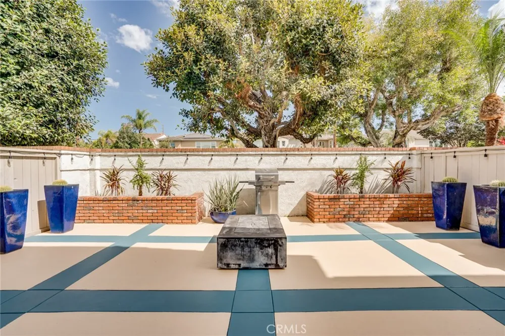 8537 Courreges Court Fountain Valley, CA 92708