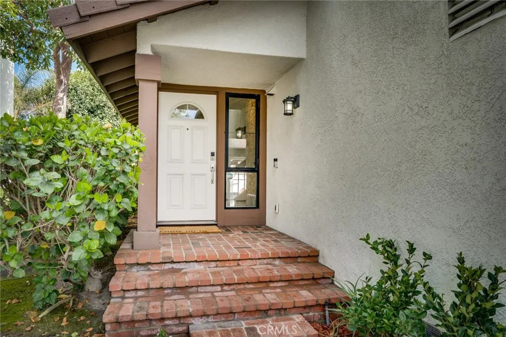 8537 Courreges Court Fountain Valley, CA 92708