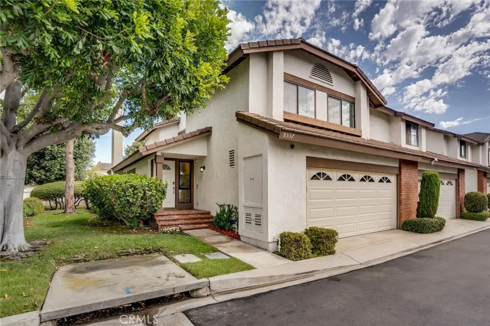 8537 Courreges Court Fountain Valley, CA 92708