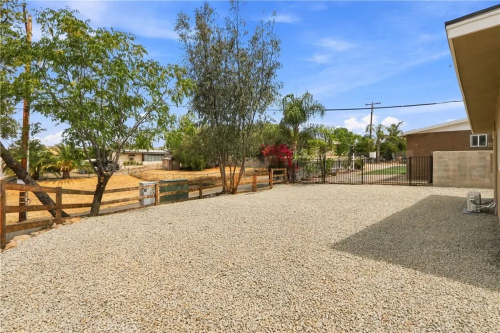 28430 Mountain View Menifee, CA 92587