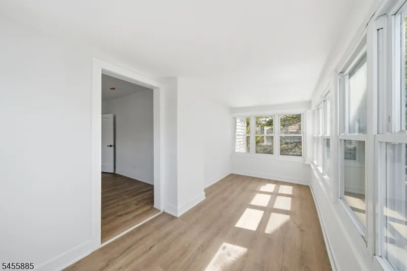 66 Girard Pl Newark City, NJ 07108