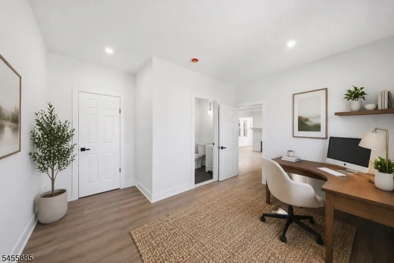 66 Girard Pl Newark City, NJ 07108