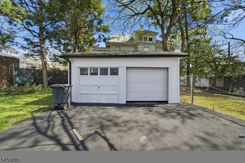 66 Girard Pl Newark City, NJ 07108