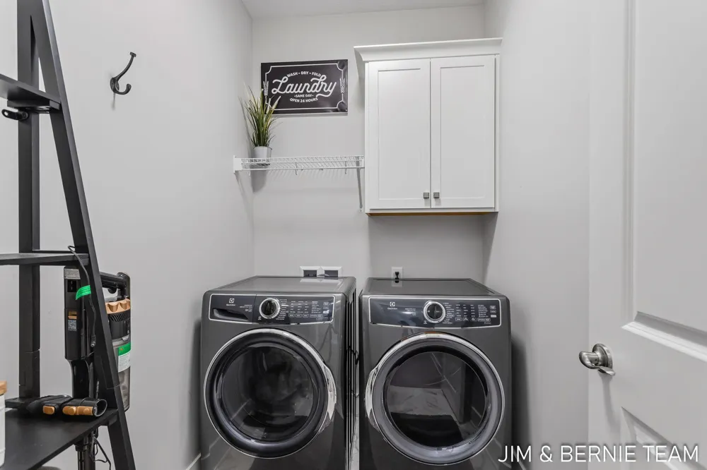 5559 Albright Avenue SW #4 Wyoming, MI 49418