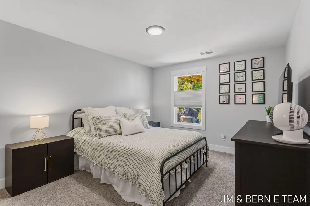 5559 Albright Avenue SW #4 Wyoming, MI 49418