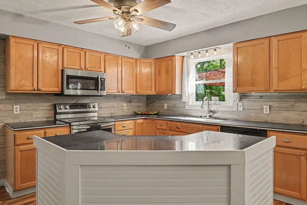 4042 Allegan Dam Road Allegan, MI 49010