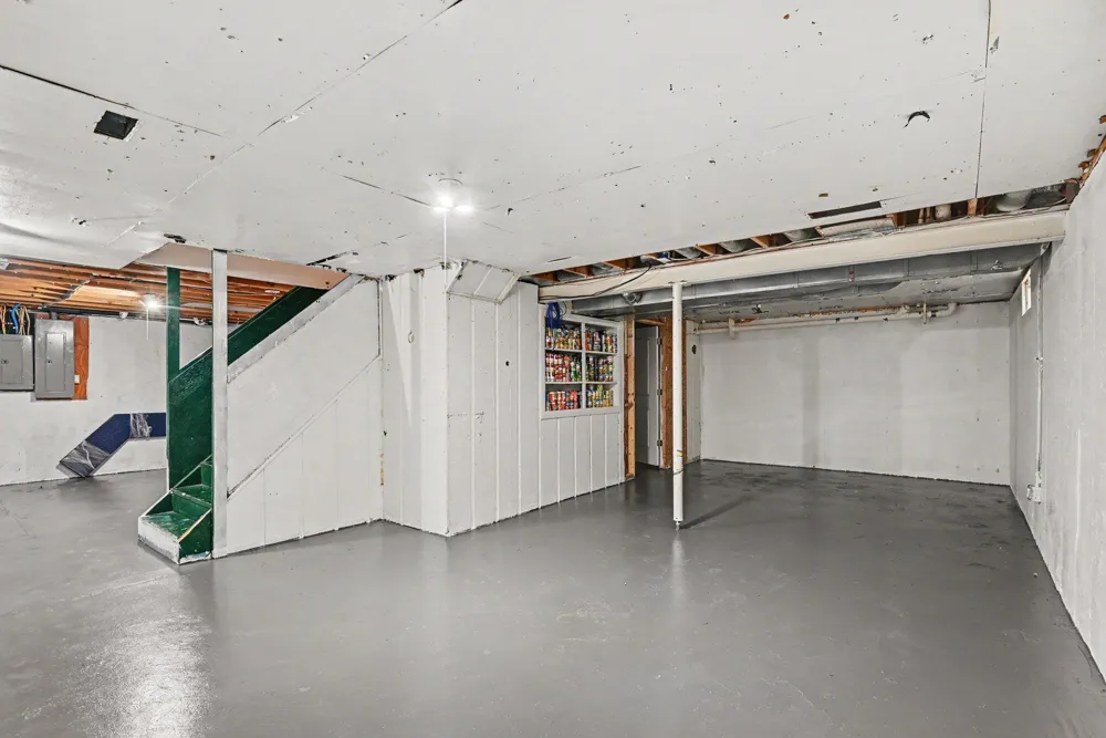 4042 Allegan Dam Road Allegan, MI 49010