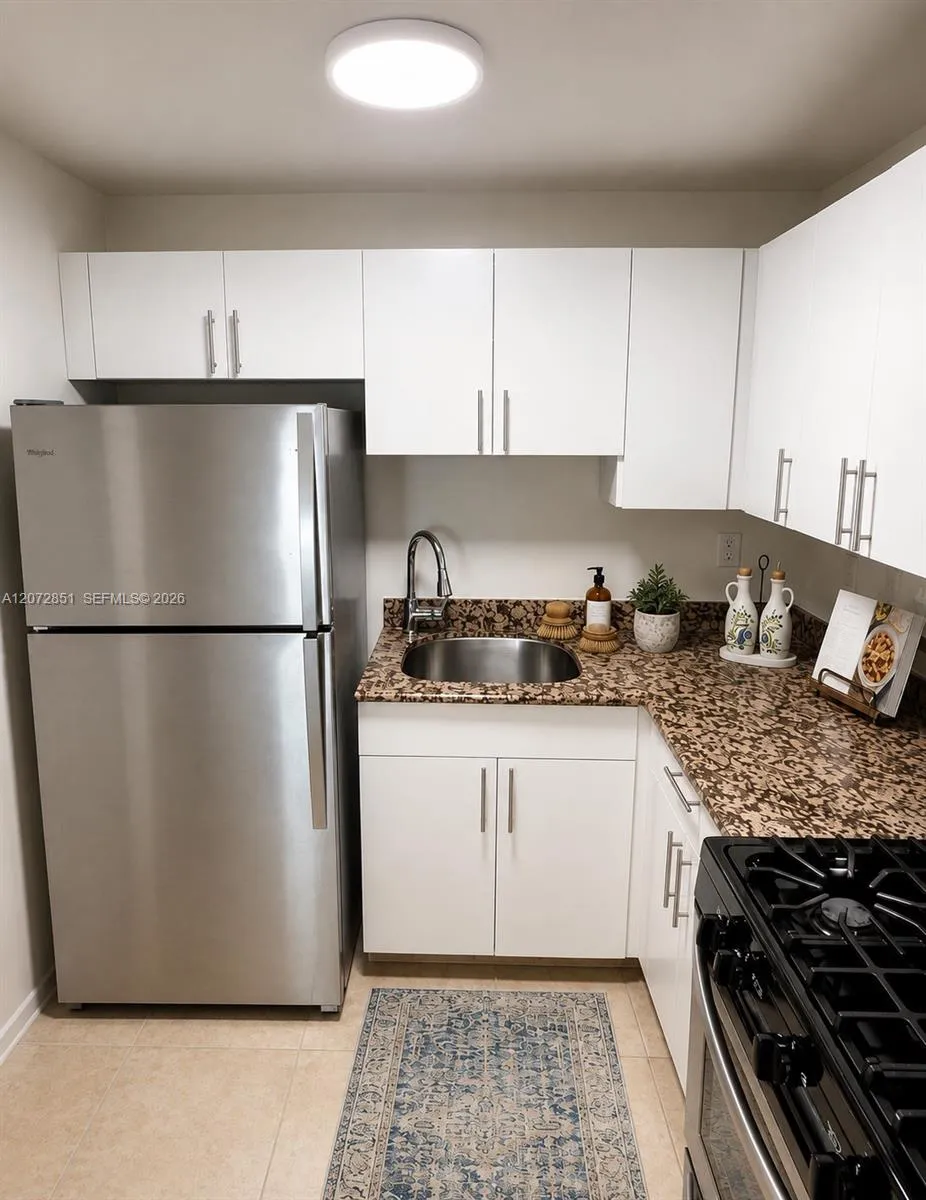 14500 SW 88th Ave #227 Palmetto Bay, FL 33176