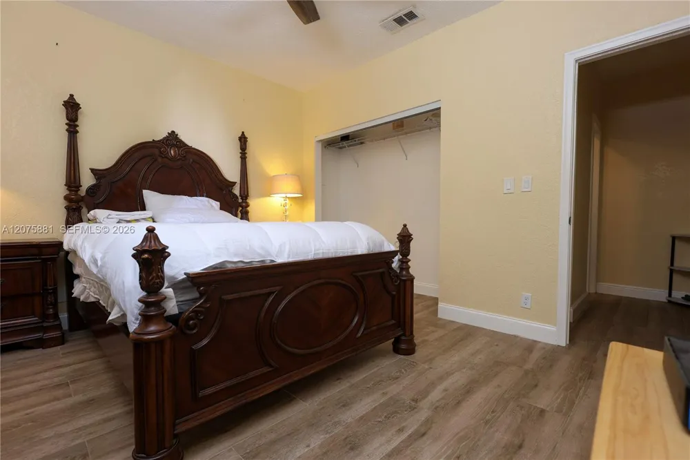 8050 Palmetto Palm Cir #55 Tamarac, FL 33321