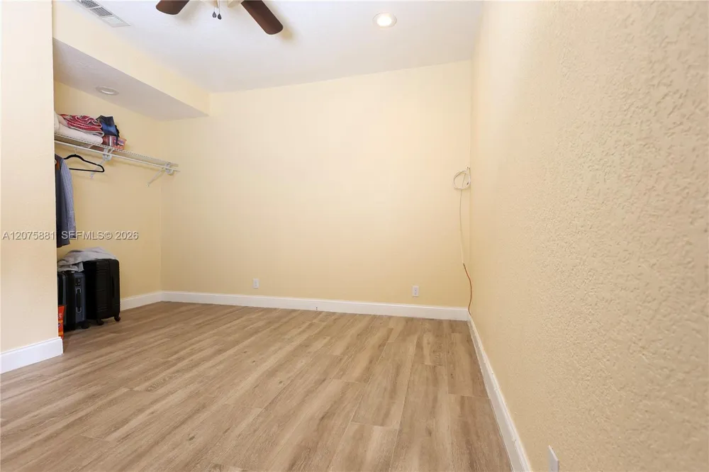 8050 Palmetto Palm Cir #55 Tamarac, FL 33321