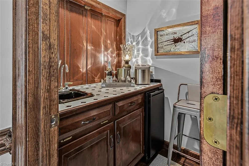 2052 Northmont Drive Asheboro, NC 27205