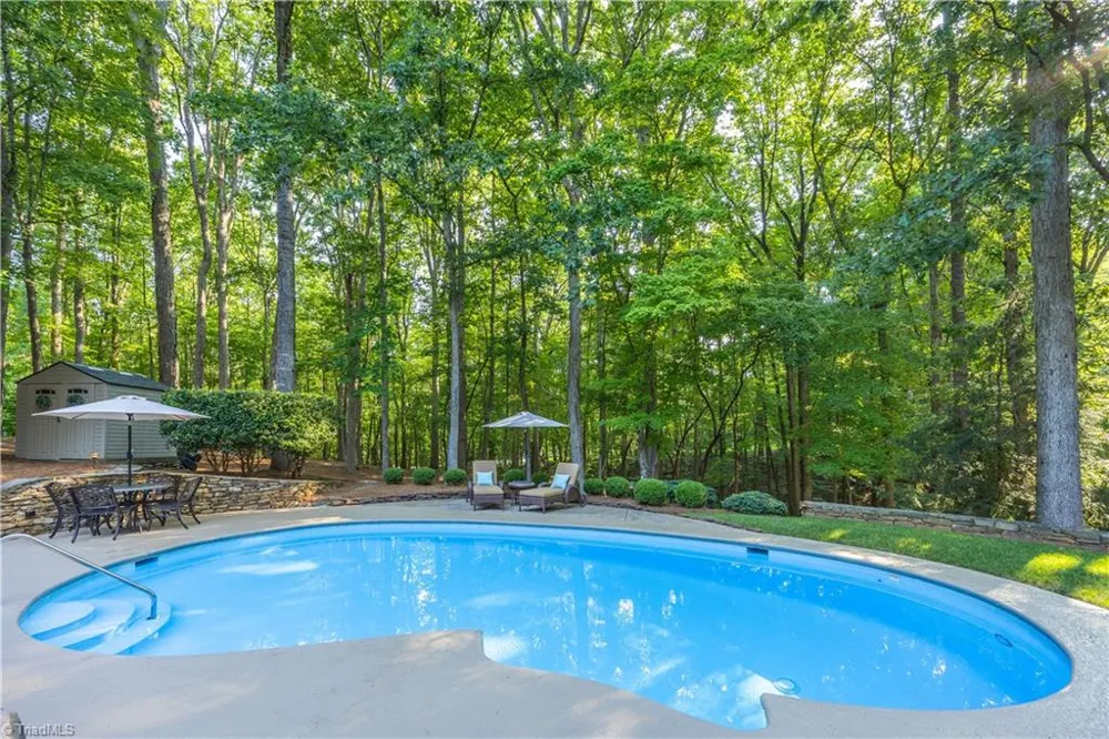 2052 Northmont Drive Asheboro, NC 27205