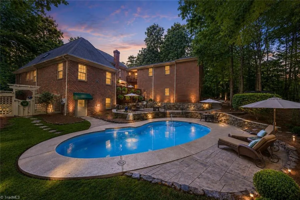 2052 Northmont Drive Asheboro, NC 27205