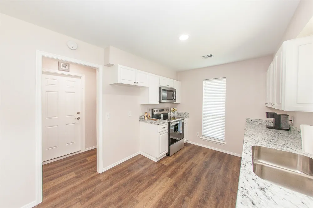 2105 S Hickory Avenue Broken Arrow, OK 74012