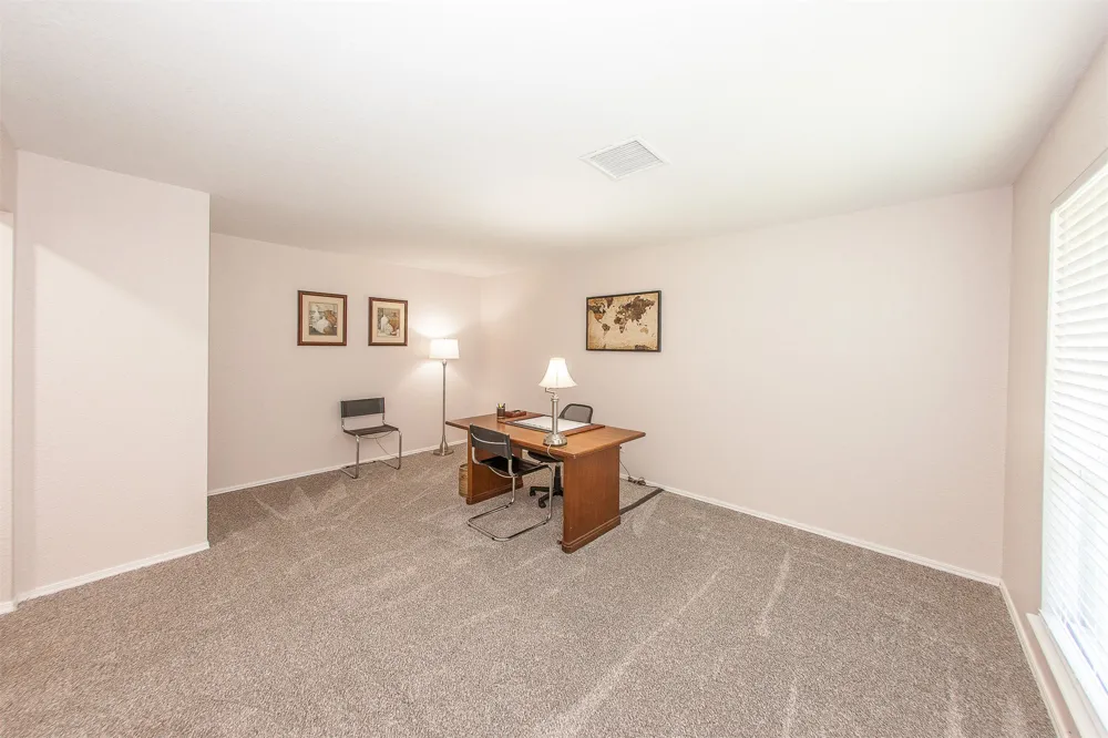 2105 S Hickory Avenue Broken Arrow, OK 74012