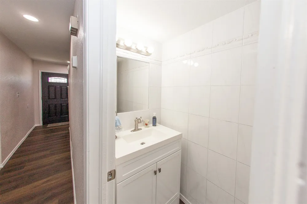 2105 S Hickory Avenue Broken Arrow, OK 74012