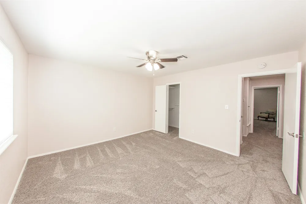 2105 S Hickory Avenue Broken Arrow, OK 74012