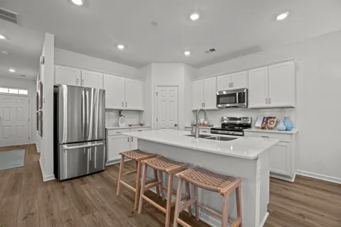 2900 Suzanne Landon Dr #I4