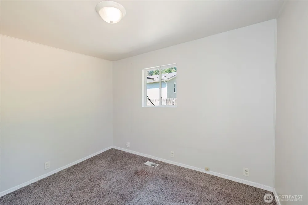 1141 West Avenue Port Orchard, WA 98366