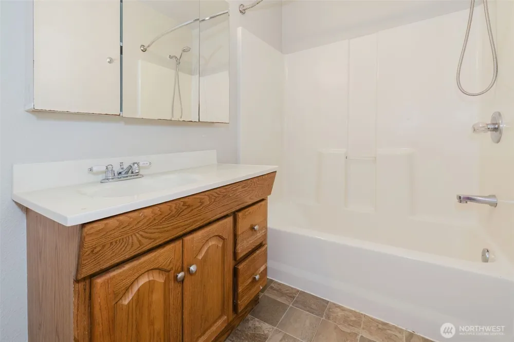 1141 West Avenue Port Orchard, WA 98366