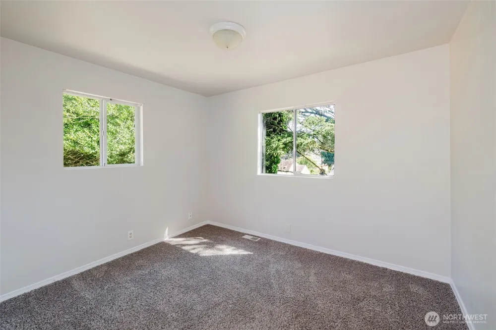 1141 West Avenue Port Orchard, WA 98366