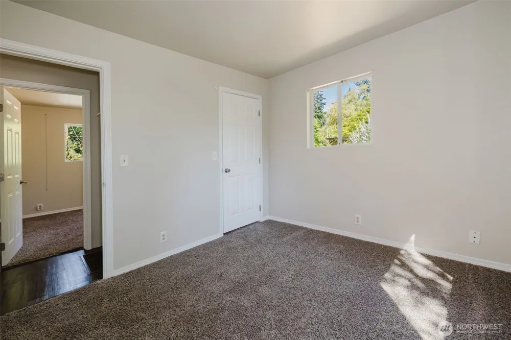 1141 West Avenue Port Orchard, WA 98366