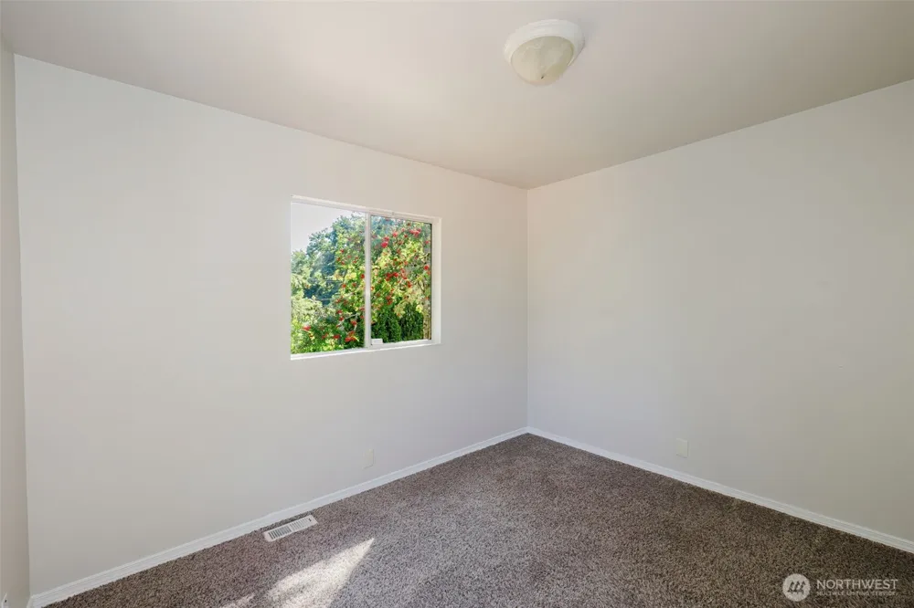 1141 West Avenue Port Orchard, WA 98366