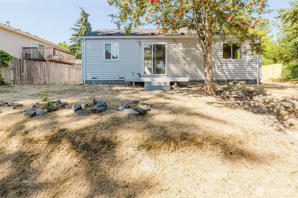 1141 West Avenue Port Orchard, WA 98366