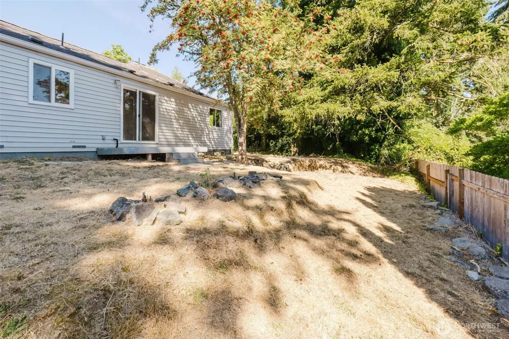 1141 West Avenue Port Orchard, WA 98366