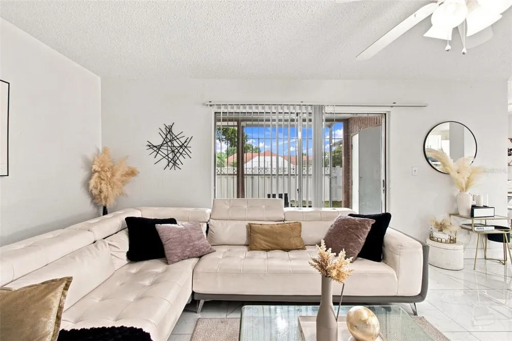 7210 MANHATTAN AVENUE #1014 Tampa, FL 33614