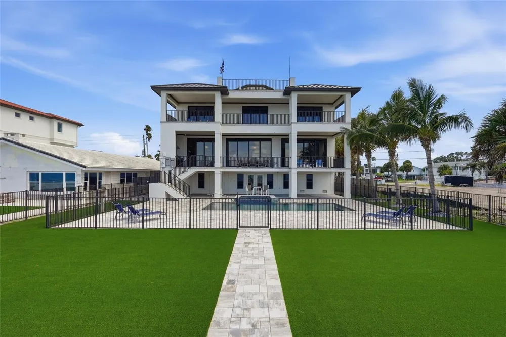 15908 GULF BOULEVARD Redington Beach, FL 33708