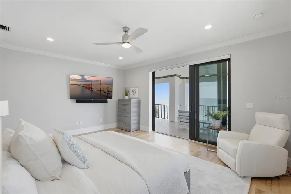 15908 GULF BOULEVARD Redington Beach, FL 33708