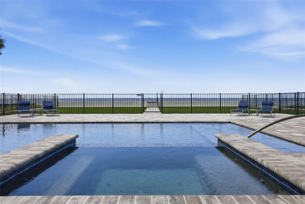 15908 GULF BOULEVARD Redington Beach, FL 33708