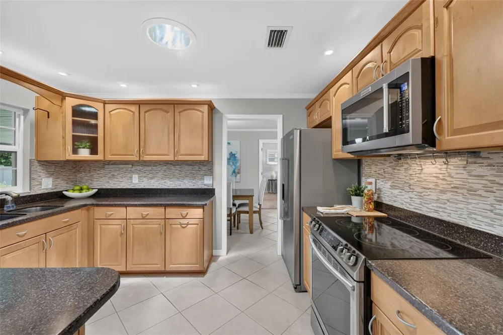 3250 LAUREL DRIVE Mount Dora, FL 32757