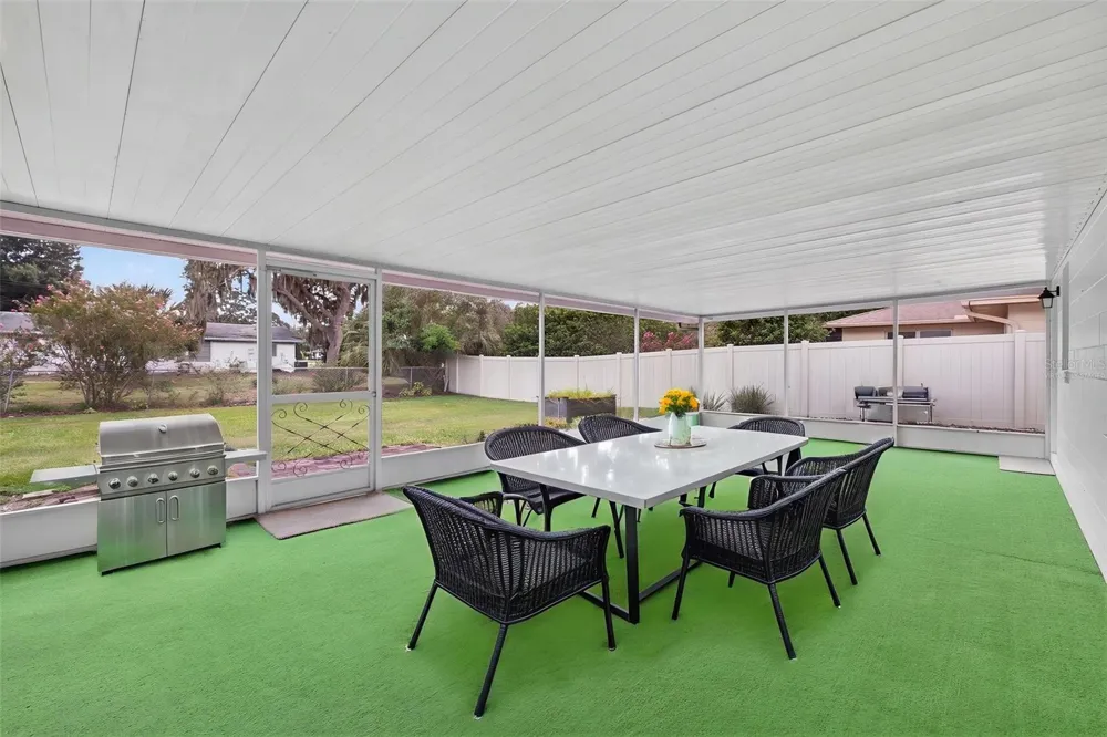 3250 LAUREL DRIVE Mount Dora, FL 32757