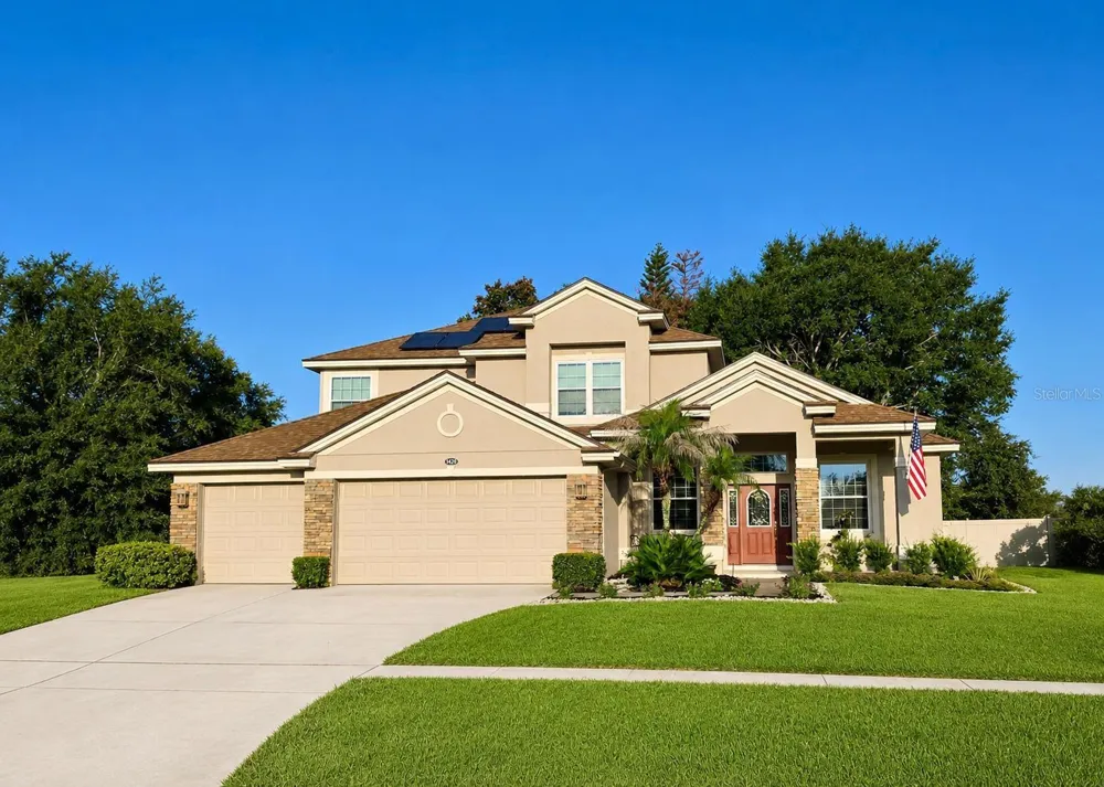 1423 LAKEMIST LANE Clermont, FL 34711