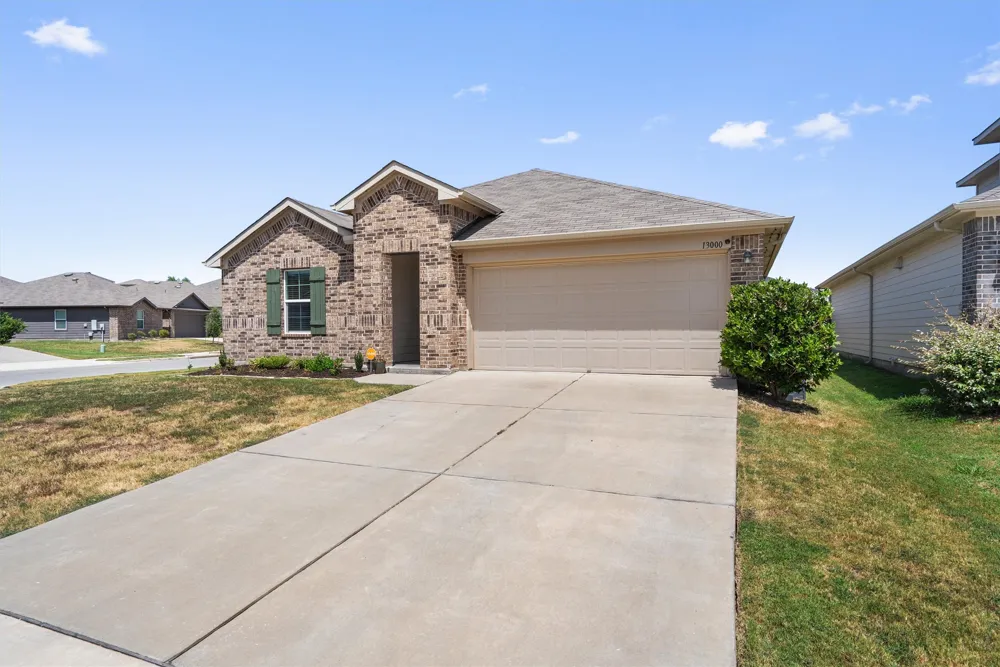 13000 Brahmin Drive Austin, TX 78724
