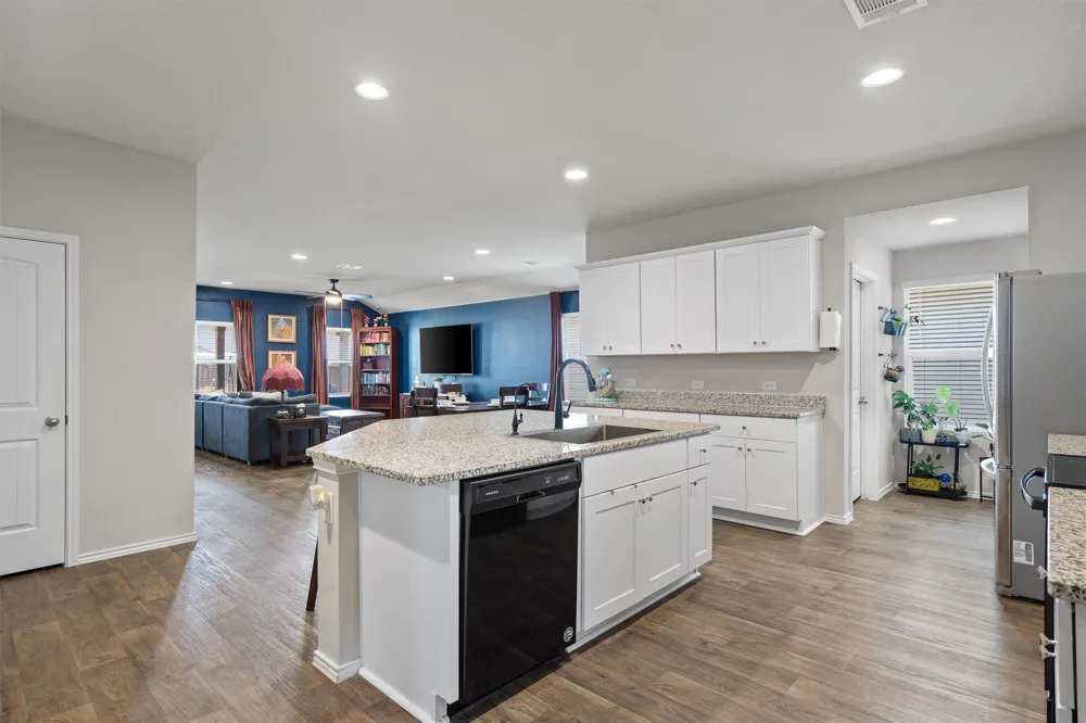 13000 Brahmin Drive Austin, TX 78724