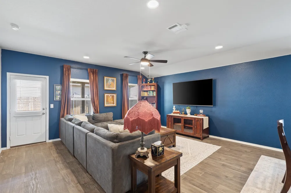 13000 Brahmin Drive Austin, TX 78724