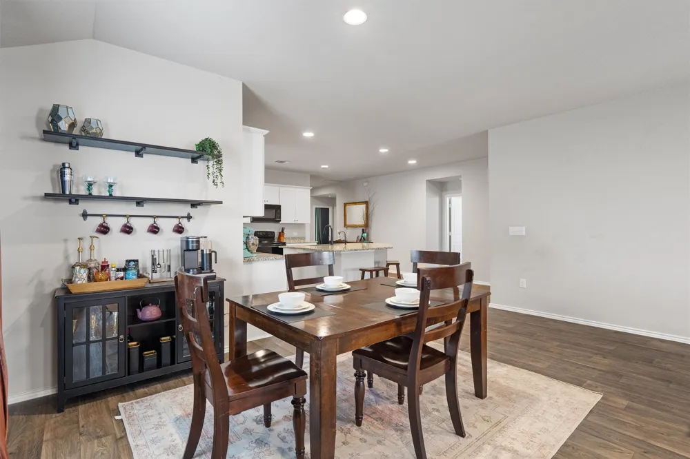 13000 Brahmin Drive Austin, TX 78724