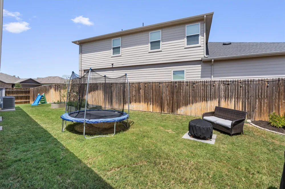 13000 Brahmin Drive Austin, TX 78724